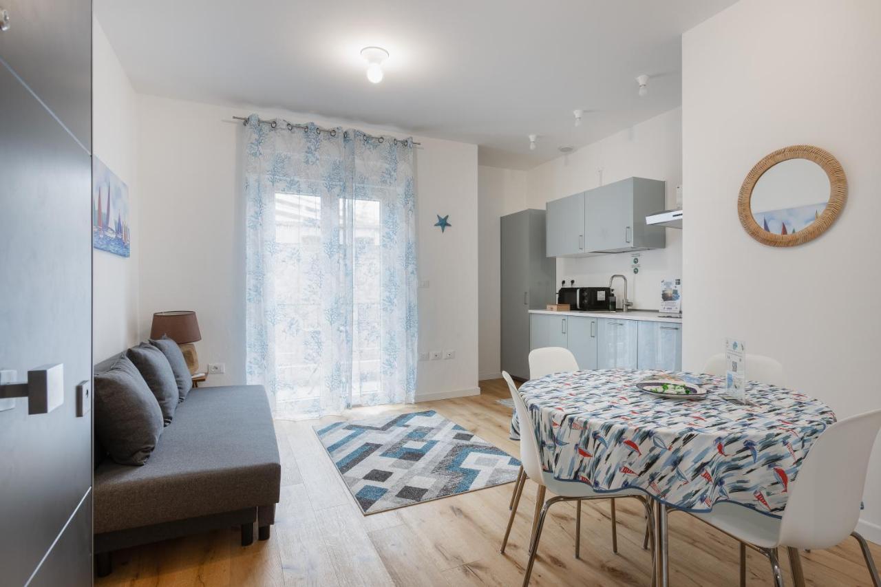 Stella Di Mare Apartment Trieste Bagian luar foto